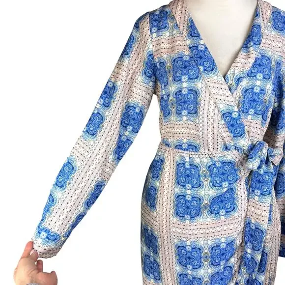 Ciebon Rachelle Blue Multi Print V-neck Long Sleeve Mini Wrap Dress - Picture 9 of 16